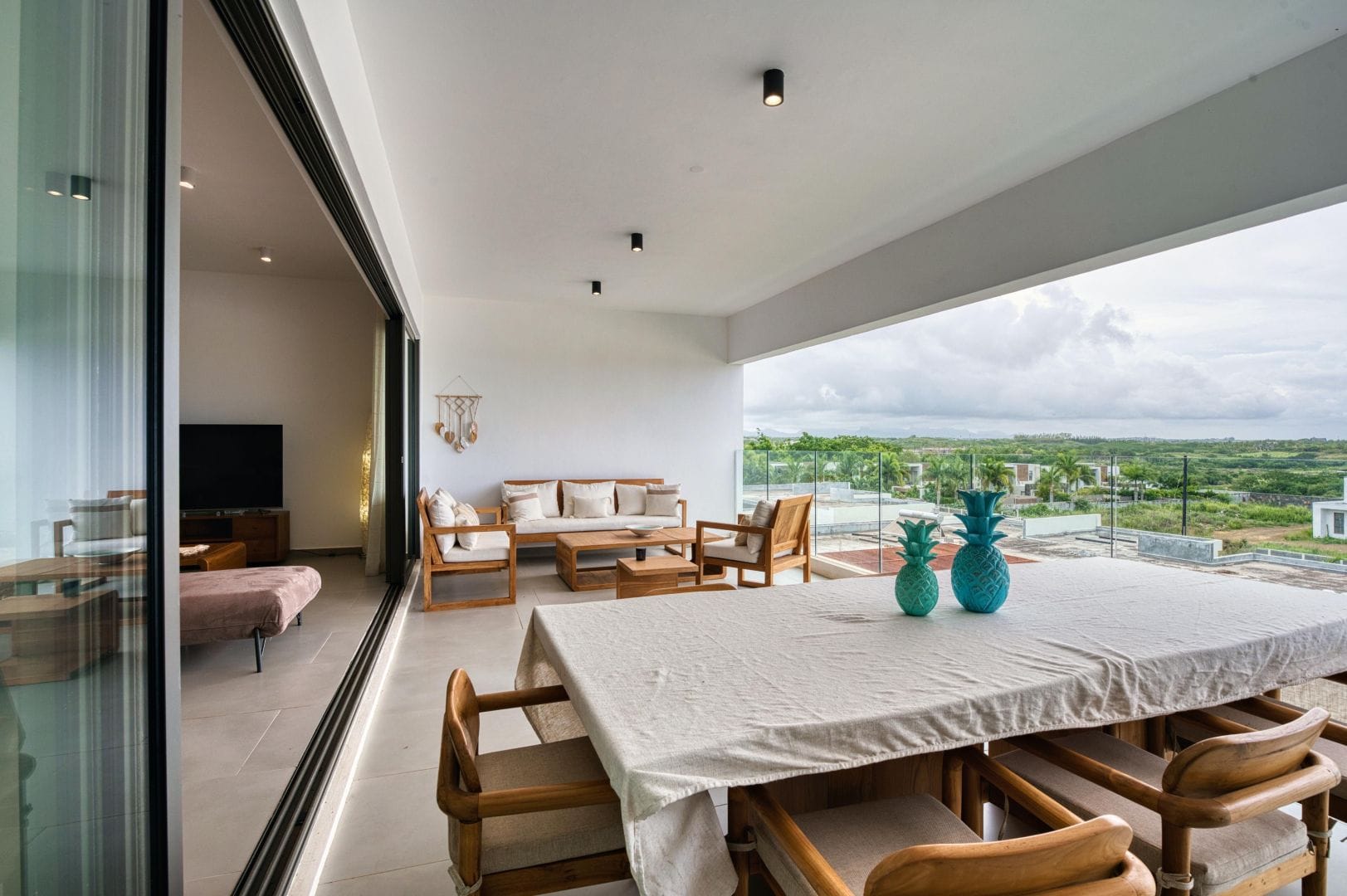 À VENDRE – Appartement neuf, meublé, avec grande terrasse & piscine commune à Péreybère - Photo 4