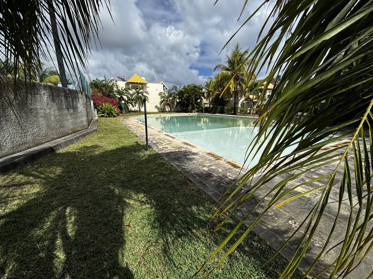 MAISON DE CHARME ENTIEREMENT RÉNOVÉE 4 CHAMBRES – TROU AUX BICHES - Photo 2