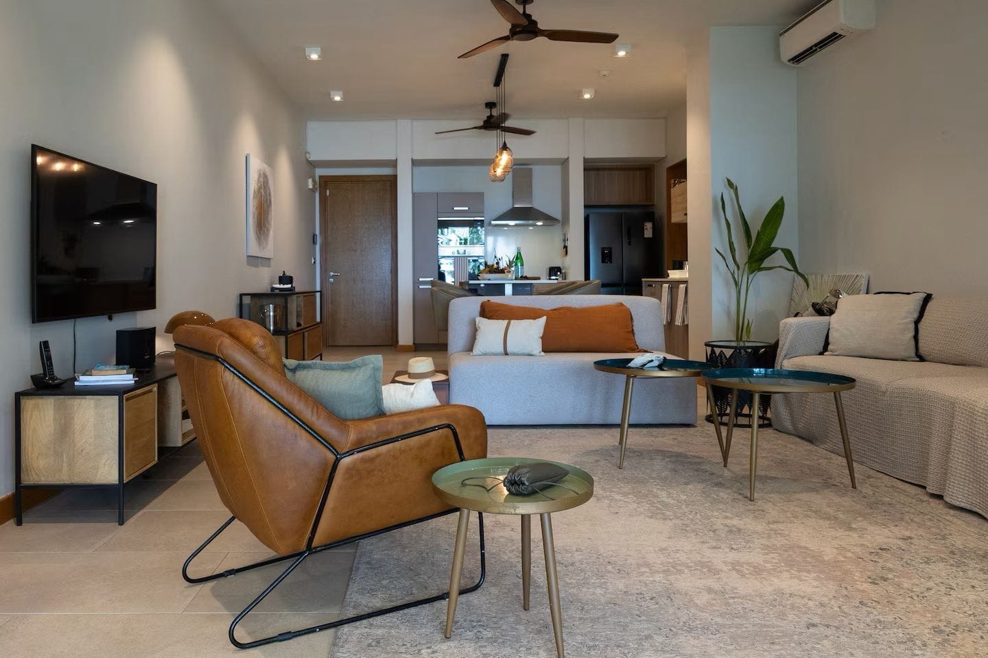 Appartement de prestige en bord de mer avec vue sur le Coin de Mire – Pointe d’Azur, Péreybère - Photo 4