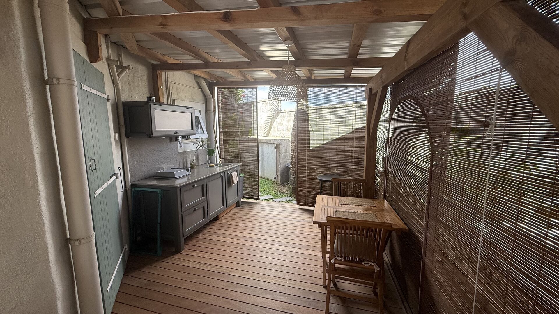 VILLA 3 CHAMBRES AVEC PISCINE ET SUITE INDÉPENDANTE – CALODYNE - Photo 5