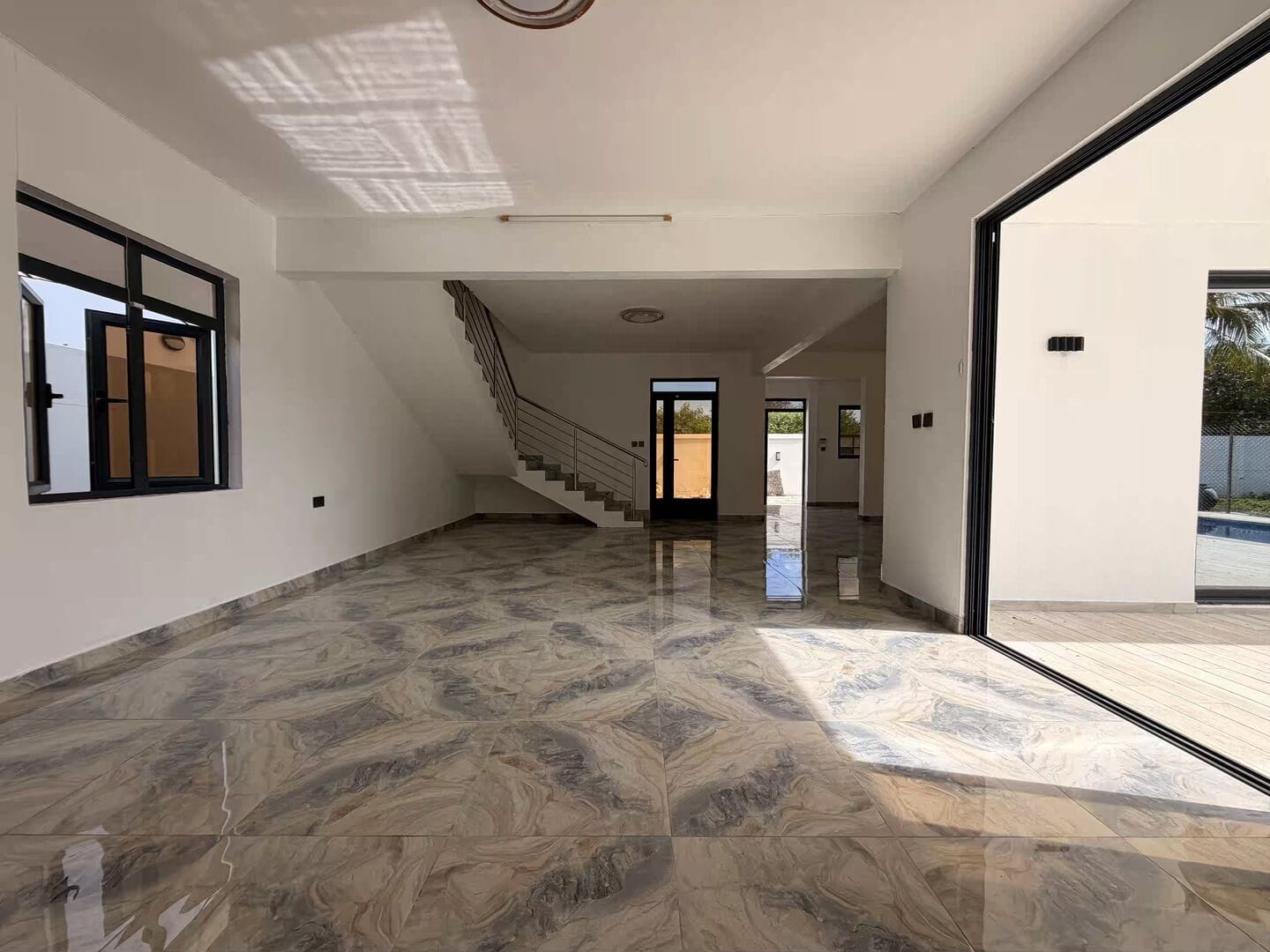 Villa neuve 5 chambres non meublée à louer – Cap Malheureux - Photo 4