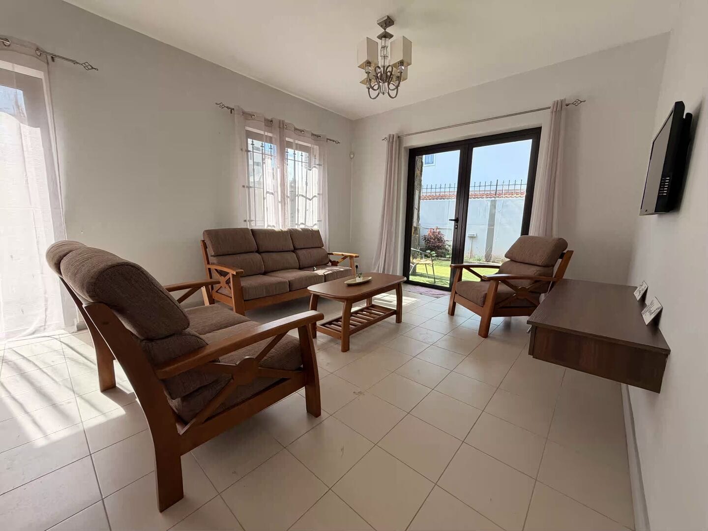 Appartement 2 chambres avec piscine commune à louer à Flic-en-Flac – À seulement 500 mètres de la plage - Photo 5