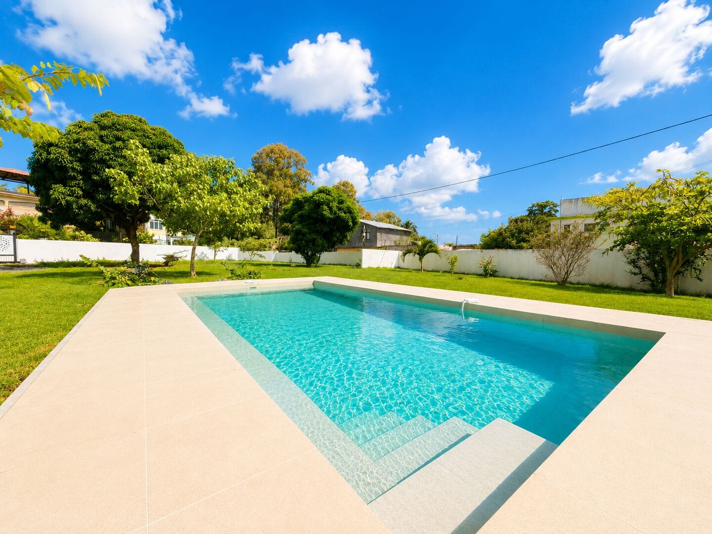 Magnifique villa 3 chambres avec grand jardin et piscine à louer à La Gaulette - Photo 5
