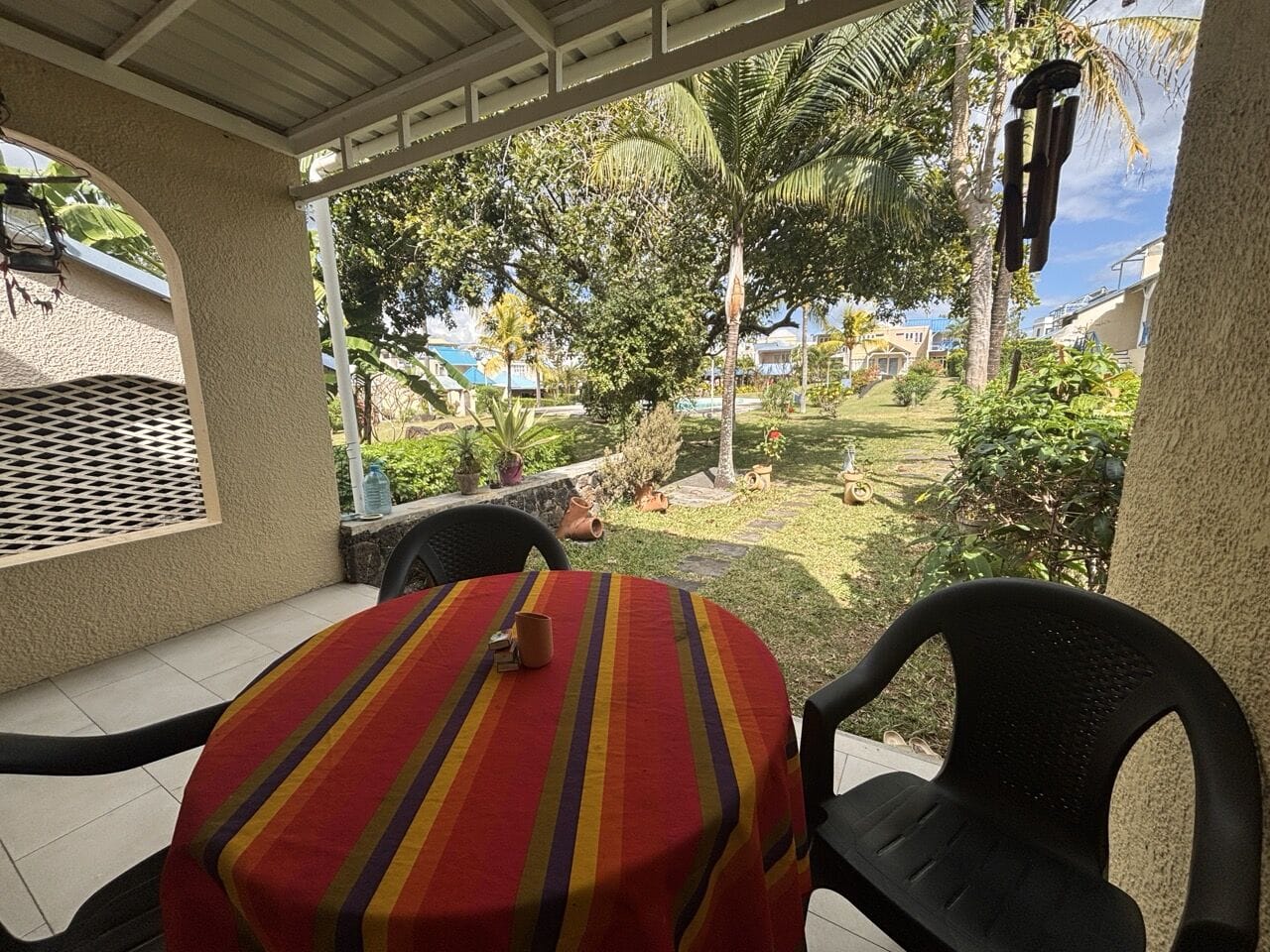 CHARMANT DUPLEX EN RESIDENCE SECURISEE AVEC PISCINE & TENNIS - GRAND BAIE - Photo 4
