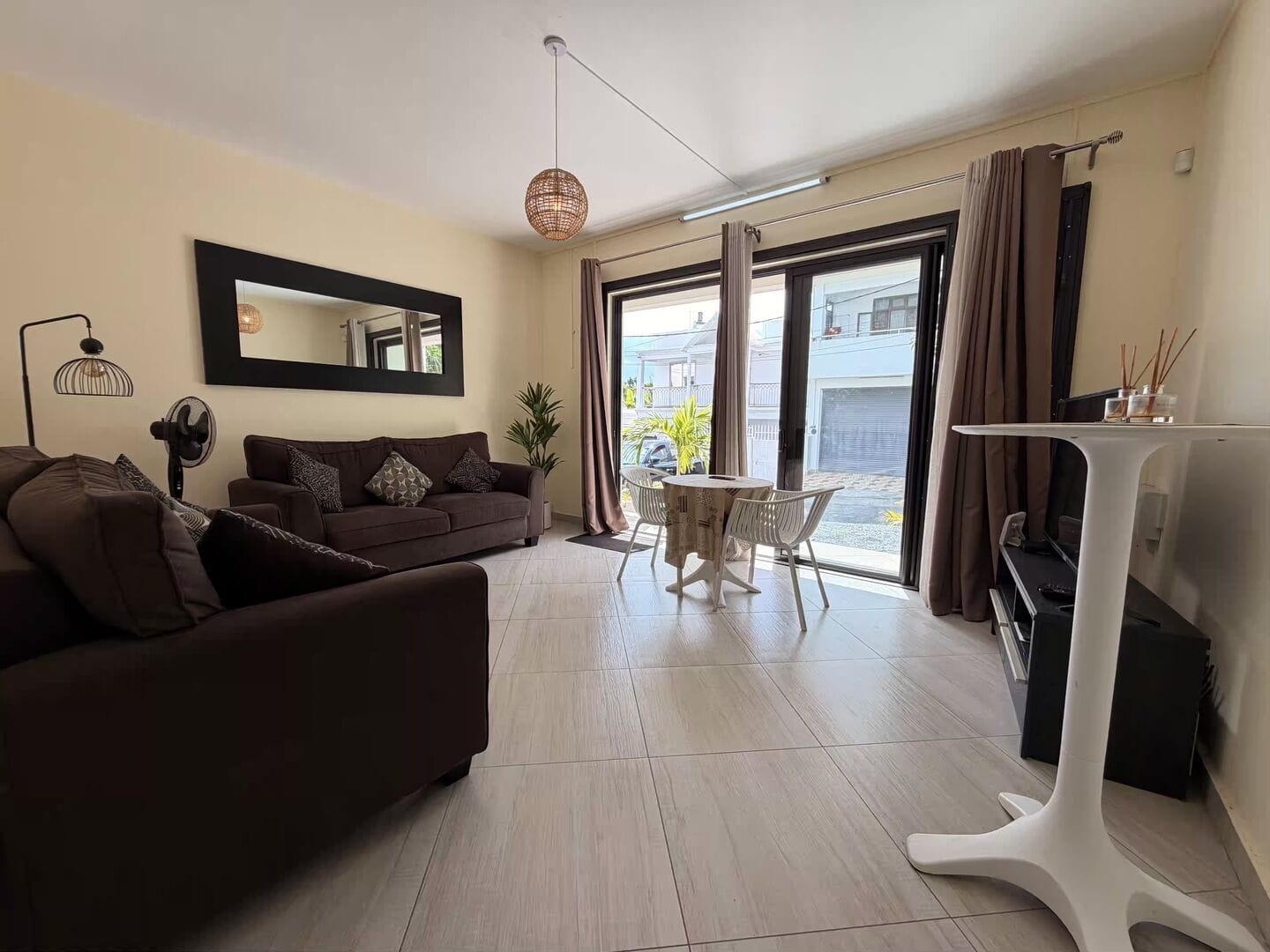 Studio 1 chambre à louer – Grand Baie, à proximité immédiate de Super U - Photo 3