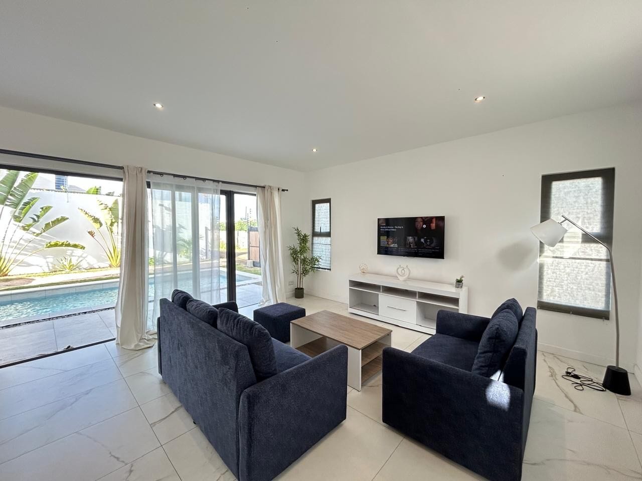 VILLA CONTEMPORAINE 3 CHAMBRES EN SUITE AVEC PISCINE PRIVÉE – PÉREYBÈRE - Photo 4