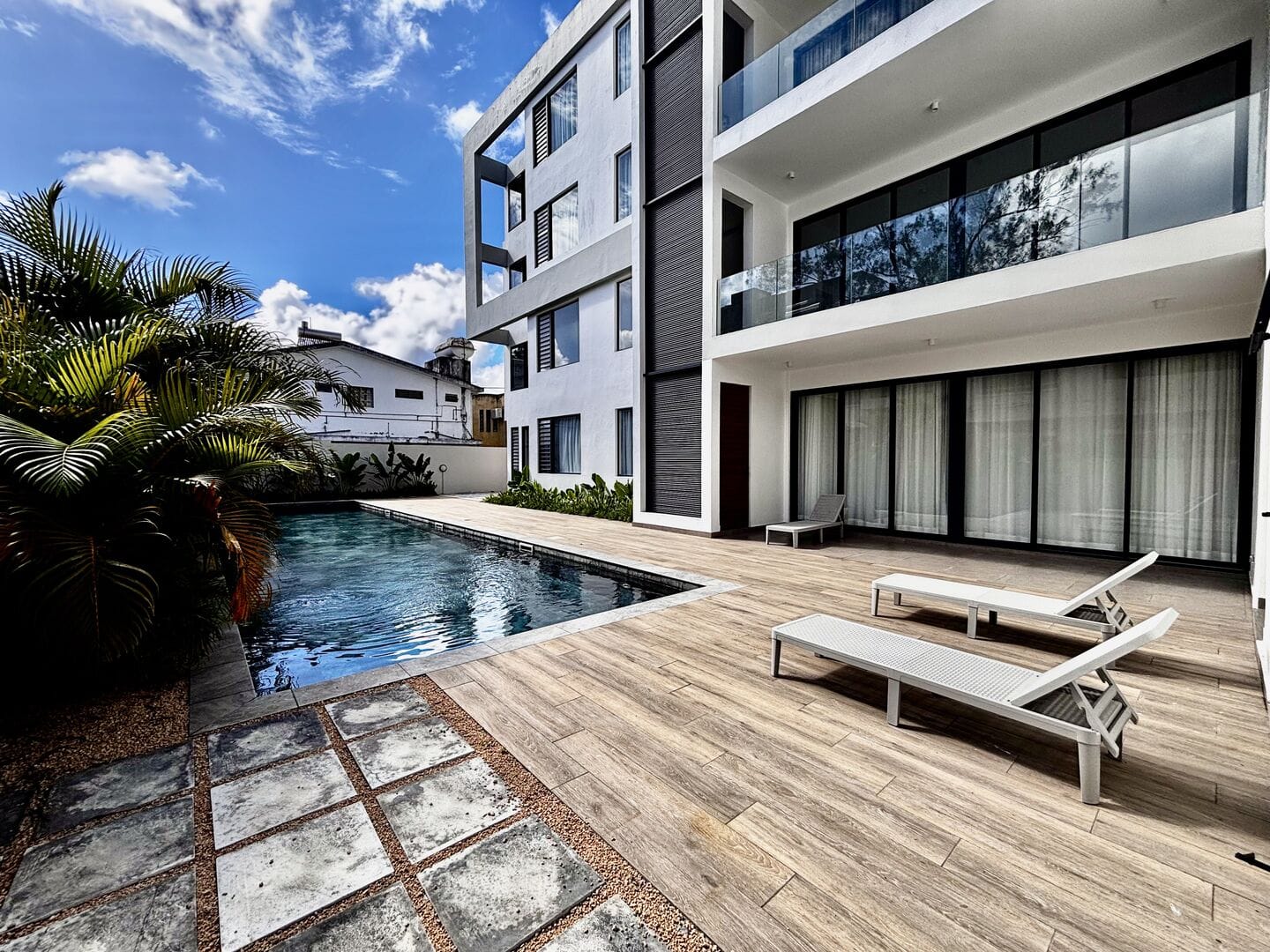 APPARTEMENT NEUF 3 CHAMBRES FACE À LA PLAGE DE PÉREYBÈRE – RÉSIDENCE CALME AVEC PISCINE - Photo 2