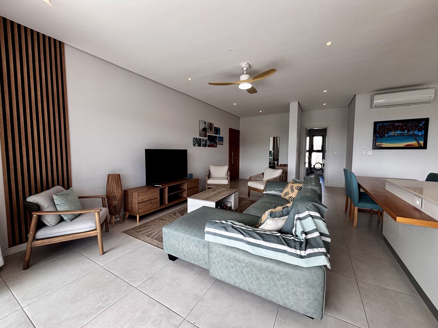 APPARTEMENT DE STANDING AVEC VUE SUR LE COIN DE MIRE – LA POINTE LUXURY APARTMENTS, POINTE AUX CANONNIERS - Photo 4