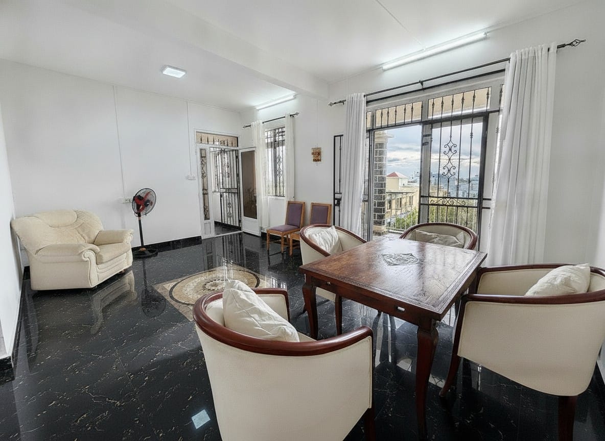 APPARTEMENT 2 CHAMBRES AVEC PISCINE À PROXIMITÉ DU GOLF DE MONT CHOISY - Photo principale