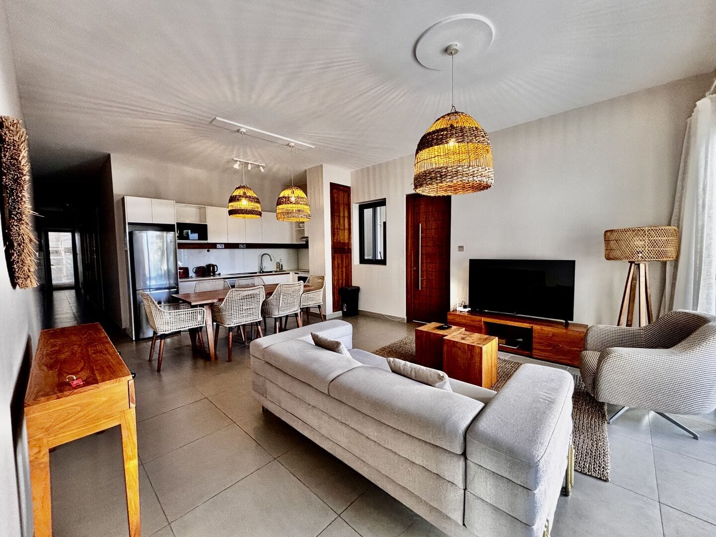 APPARTEMENT 2 CHAMBRES EN SUITE AVEC PISCINE EN RÉSIDENCE SÉCURISÉE – PÉREYBÈRE - Photo principale