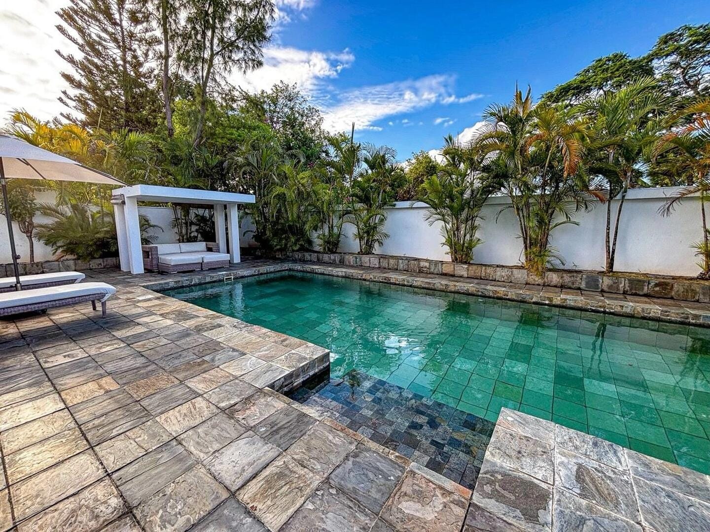 Splendide Villa en Résidence Sécurisée avec Accès Direct à la Mer à Pointe aux Canonniers - Photo 4