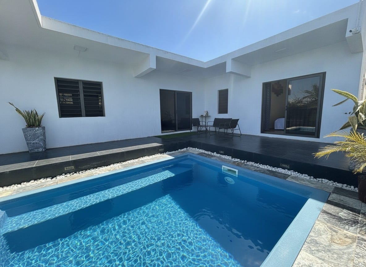 VILLA DE PLAIN-PIED 2 CHAMBRES AVEC JARDIN ET PISCINE – PÉREYBÈRE - Photo 4