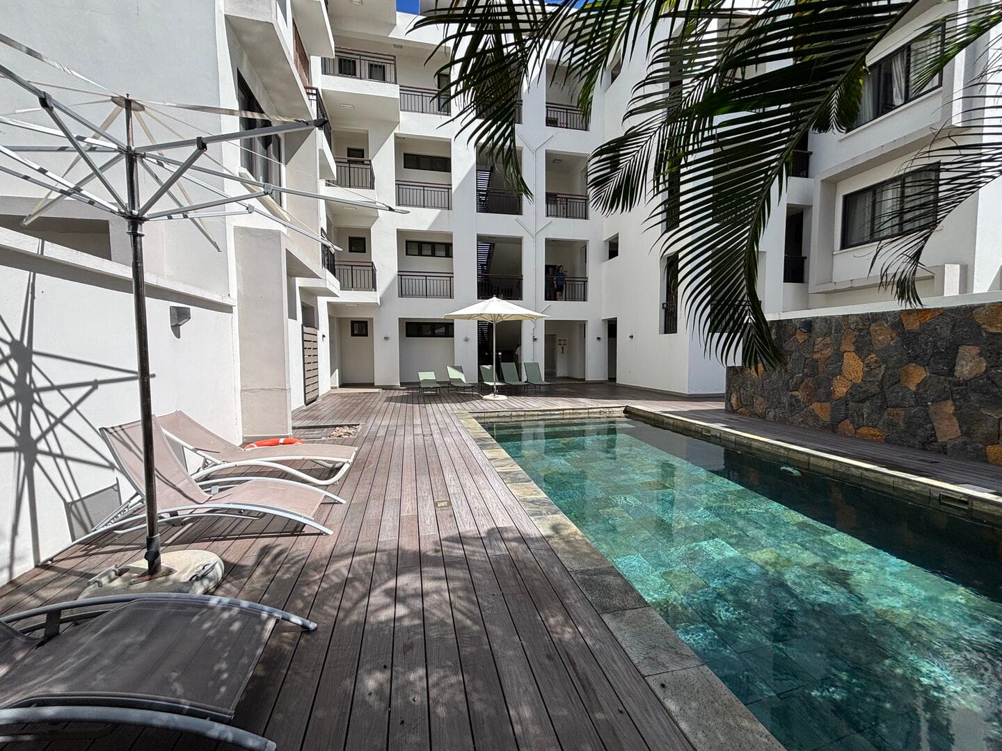 Appartement 3 chambres avec piscine à 5 minutes de la plage – Mont Choisy - Photo 3