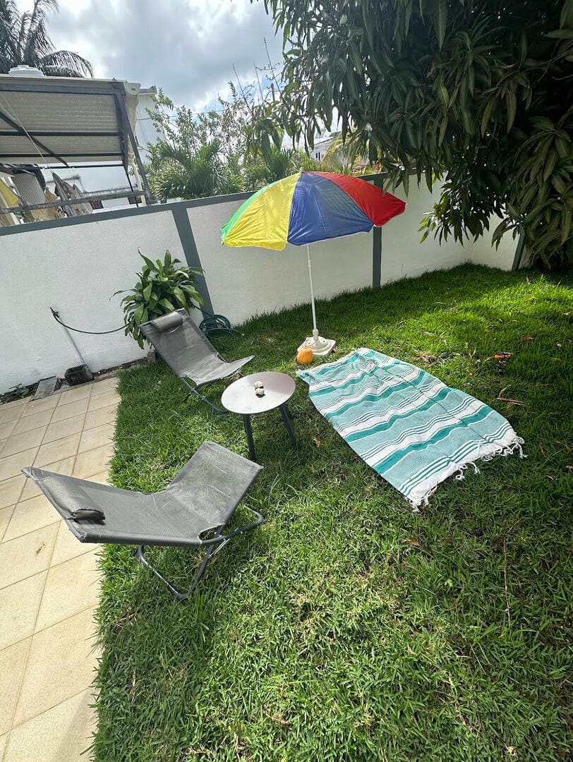 Charmante maison 2 chambres avec jardin à deux pas de la plage - Pointe aux Biches - Photo 3