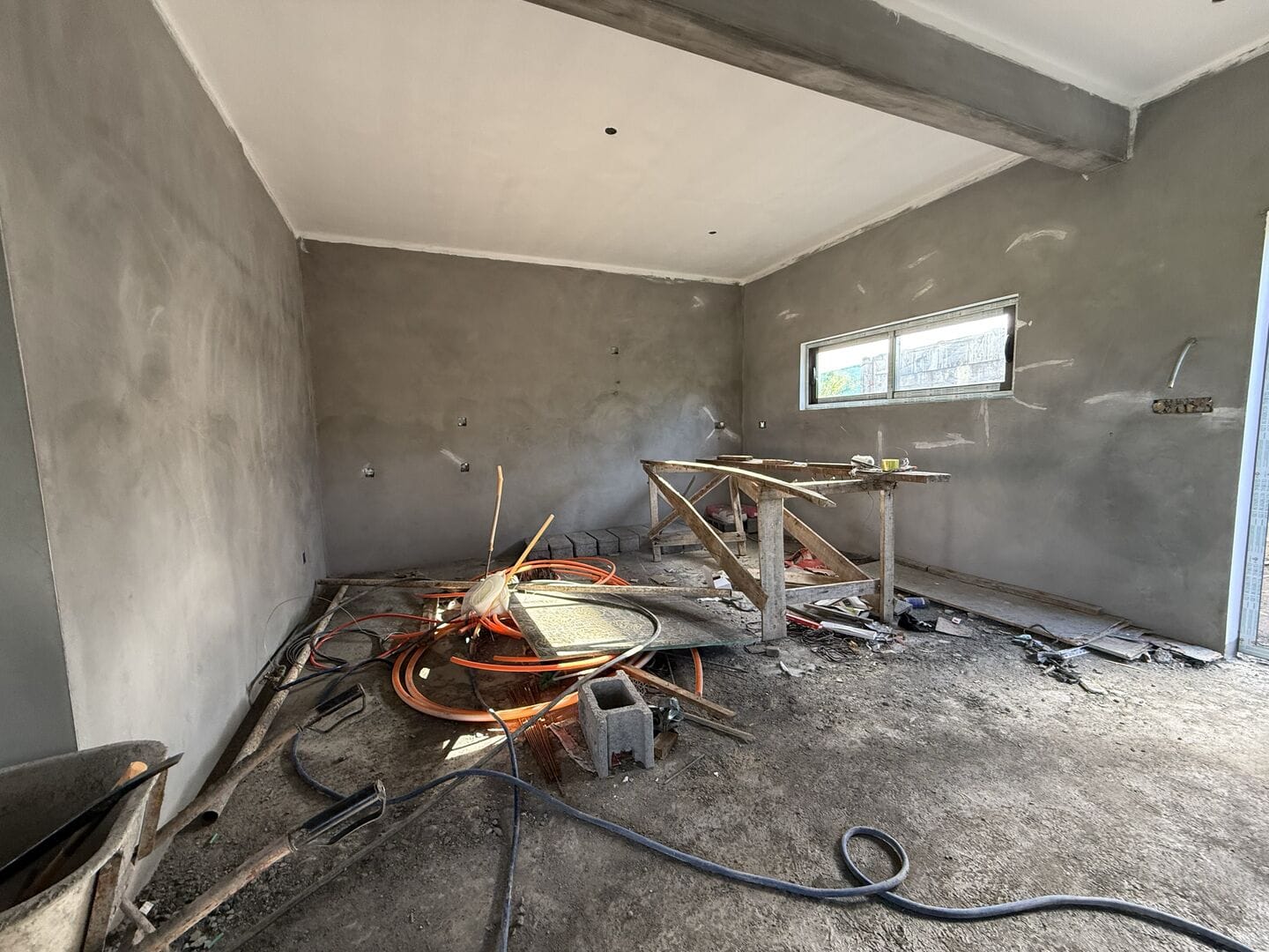 VILLA NEUVE 3 CHAMBRES AVEC PISCINE PRIVÉE ET SOUS-SOL AMÉNAGÉ – RIVIÈRE DU REMPART - Photo 4