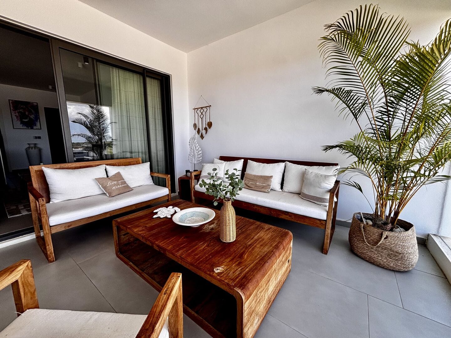 Superbe appartement 3 chambres en suite avec vue dégagée et couchers de soleil – Grand Baie - Photo 2