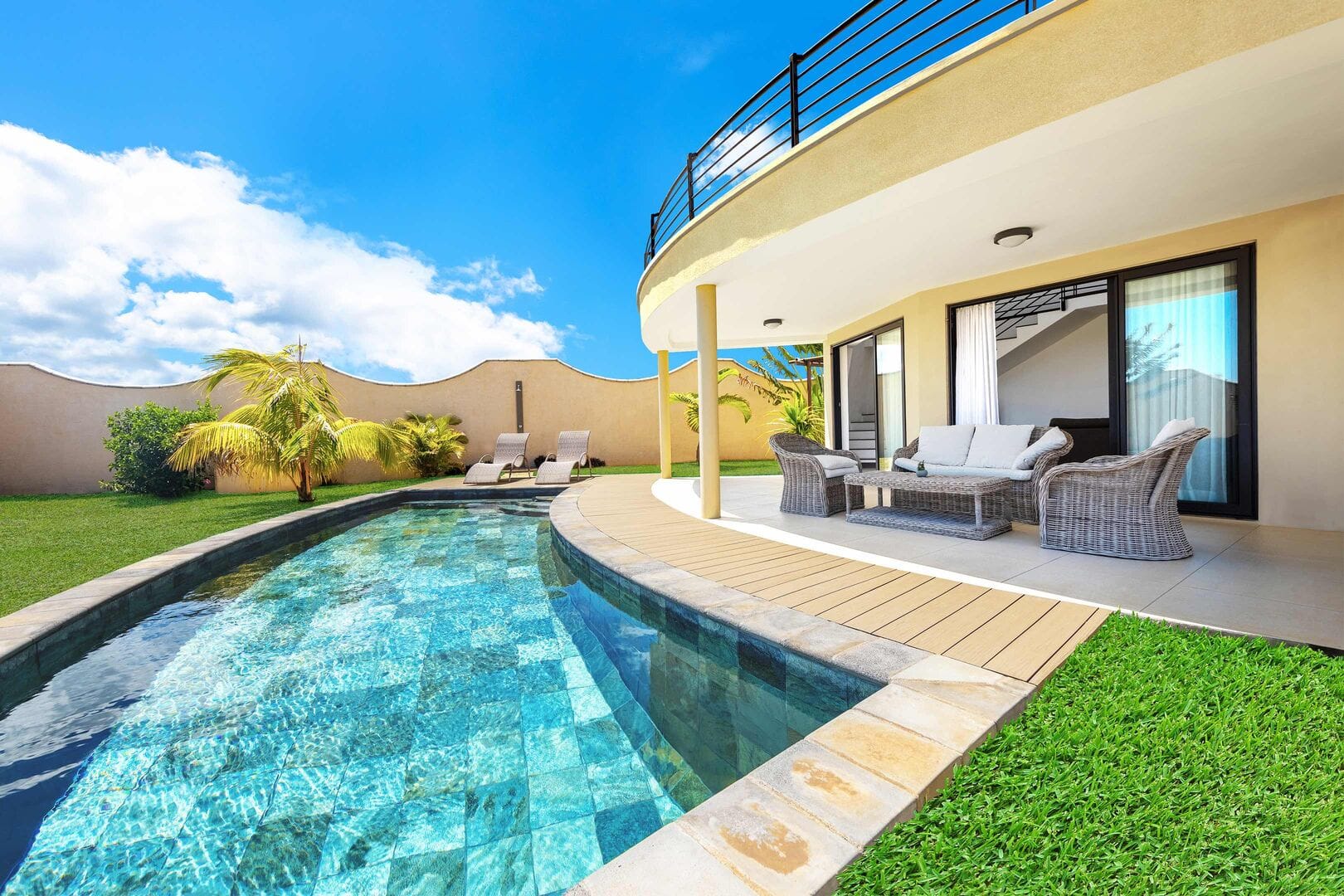 Stunning 3-Bedroom Villa with Private Pool – Les Dômes d’Albion - Photo 1