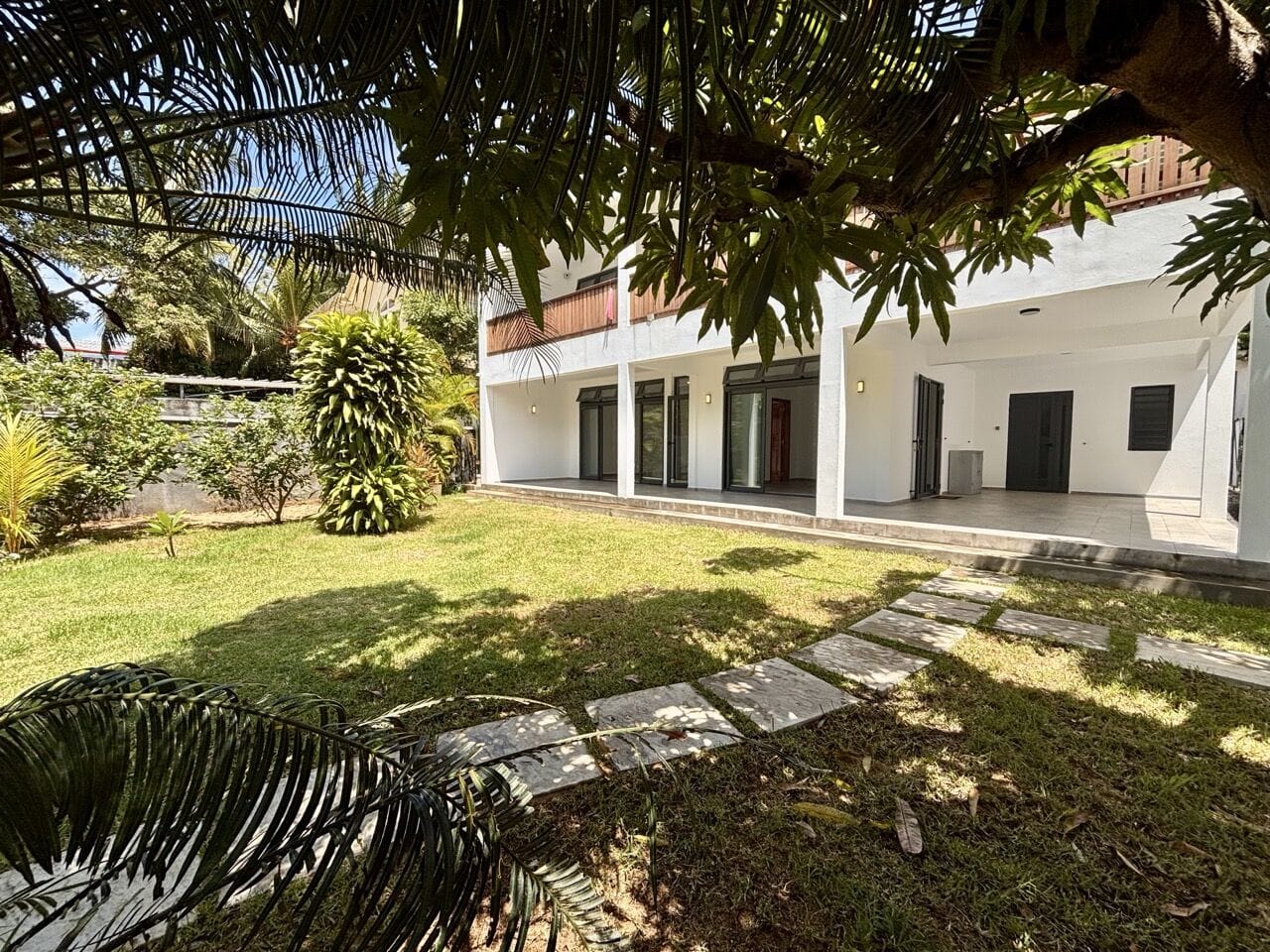 MAISON DE 120M2, REZ-DE-JARDIN 2 CHAMBRES, ANIMAUX BIENVENUS – GRAND GAUBE