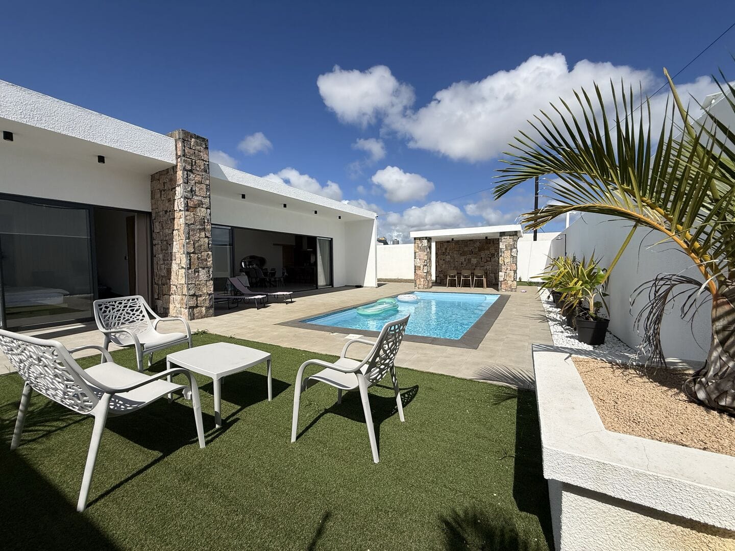 BRAND-NEW SINGLE-STOREY 3-BEDROOM VILLA WITH PRIVATE POOL – SOTTISE ROAD, GRAND BAIE - Photo 1