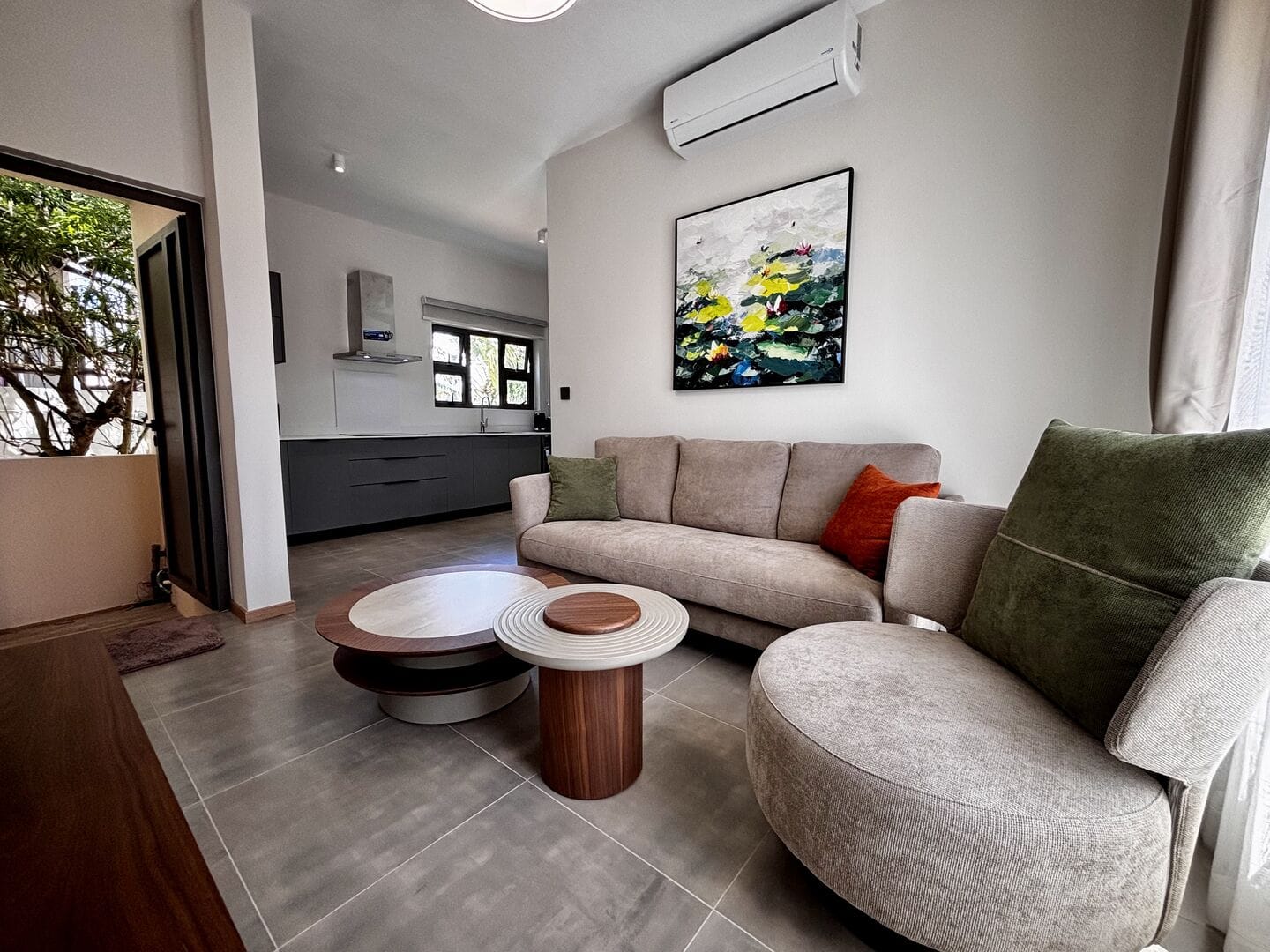 BRAND-NEW 2-BEDROOM APARTMENT FOR RENT – PEREYBÈRE - Photo 1