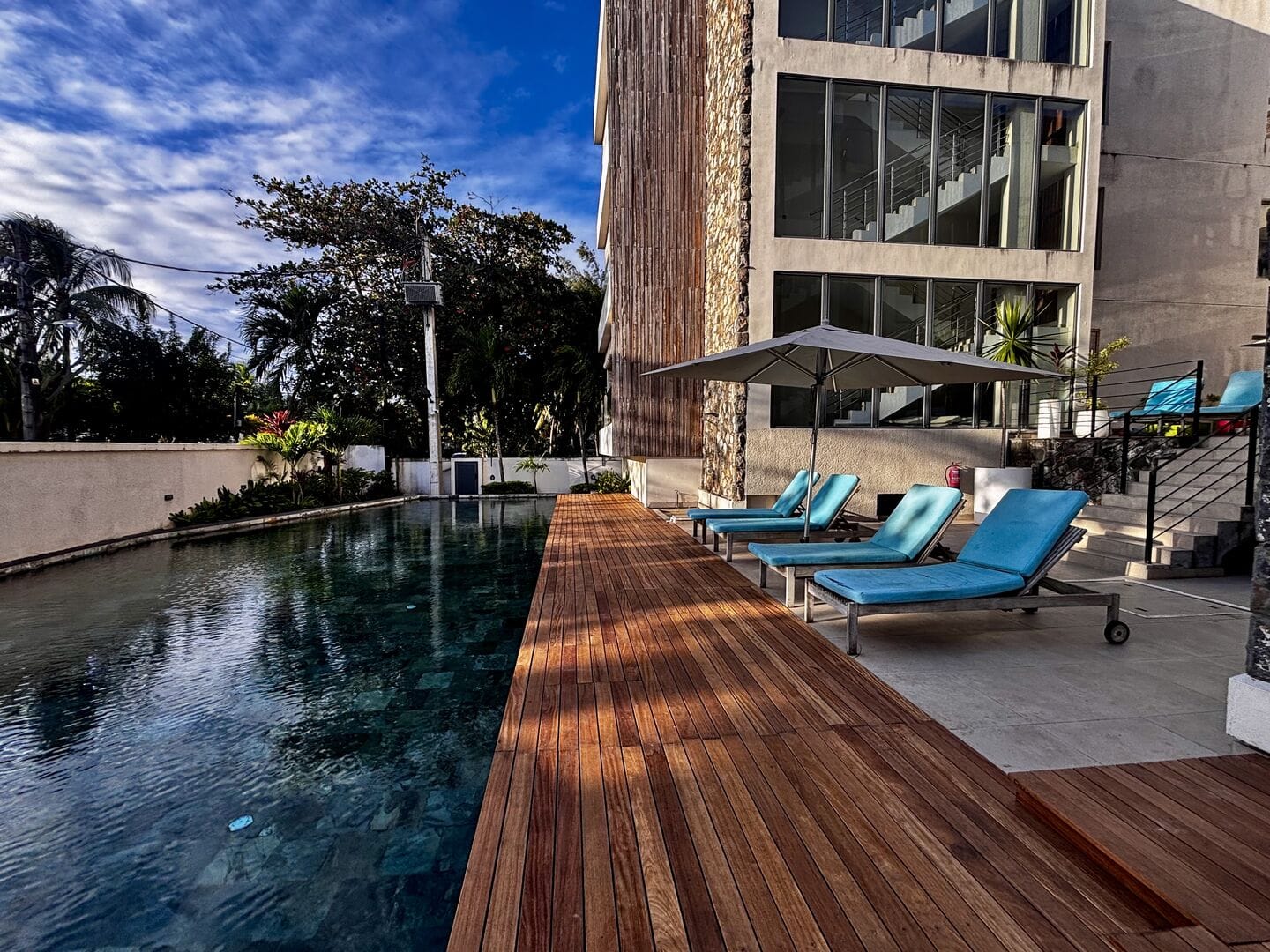 2-BEDROOM APARTMENT FOR RENT OPPOSITE PEREYBERE BEACH - Photo 1
