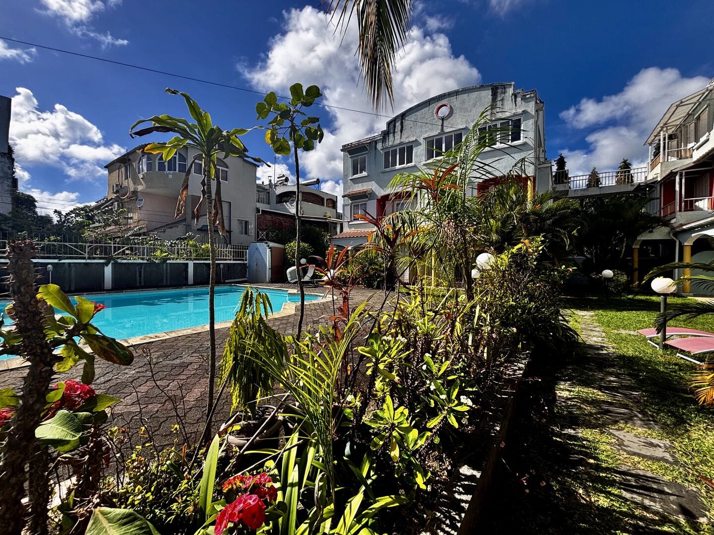 Charming Duplex with Private Terrace and Pool in an Intimate Residence – Pereybère - Photo 2