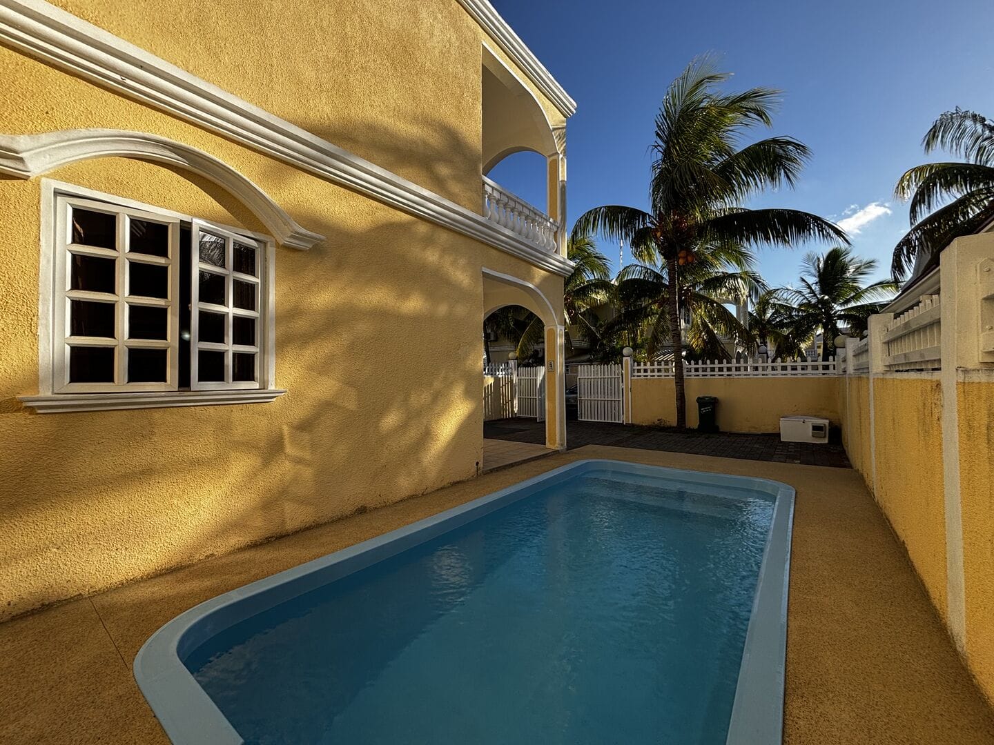 Duplex with swimming pool in a secure residential complex – Péreybère - Photo 2