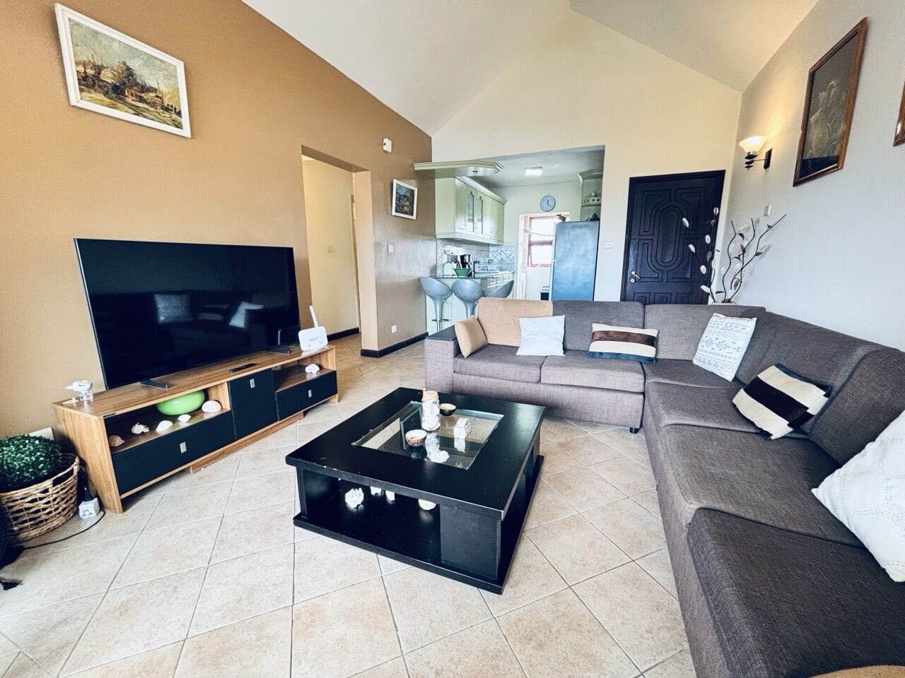 3-BEDROOM FLAT WITH SEA VIEWS NEAR THE BEACH – TROU AUX BICHES - Photo 1