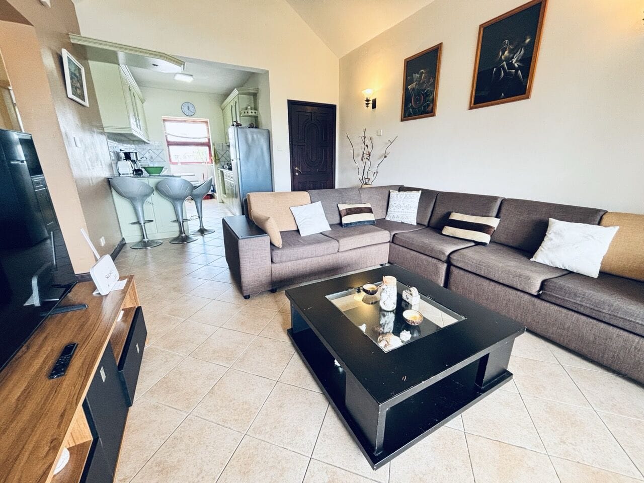 3-BEDROOM FLAT WITH SEA VIEWS NEAR THE BEACH – TROU AUX BICHES - Photo 2